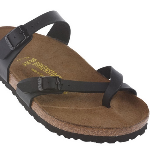 birkenstocks with toe loop
